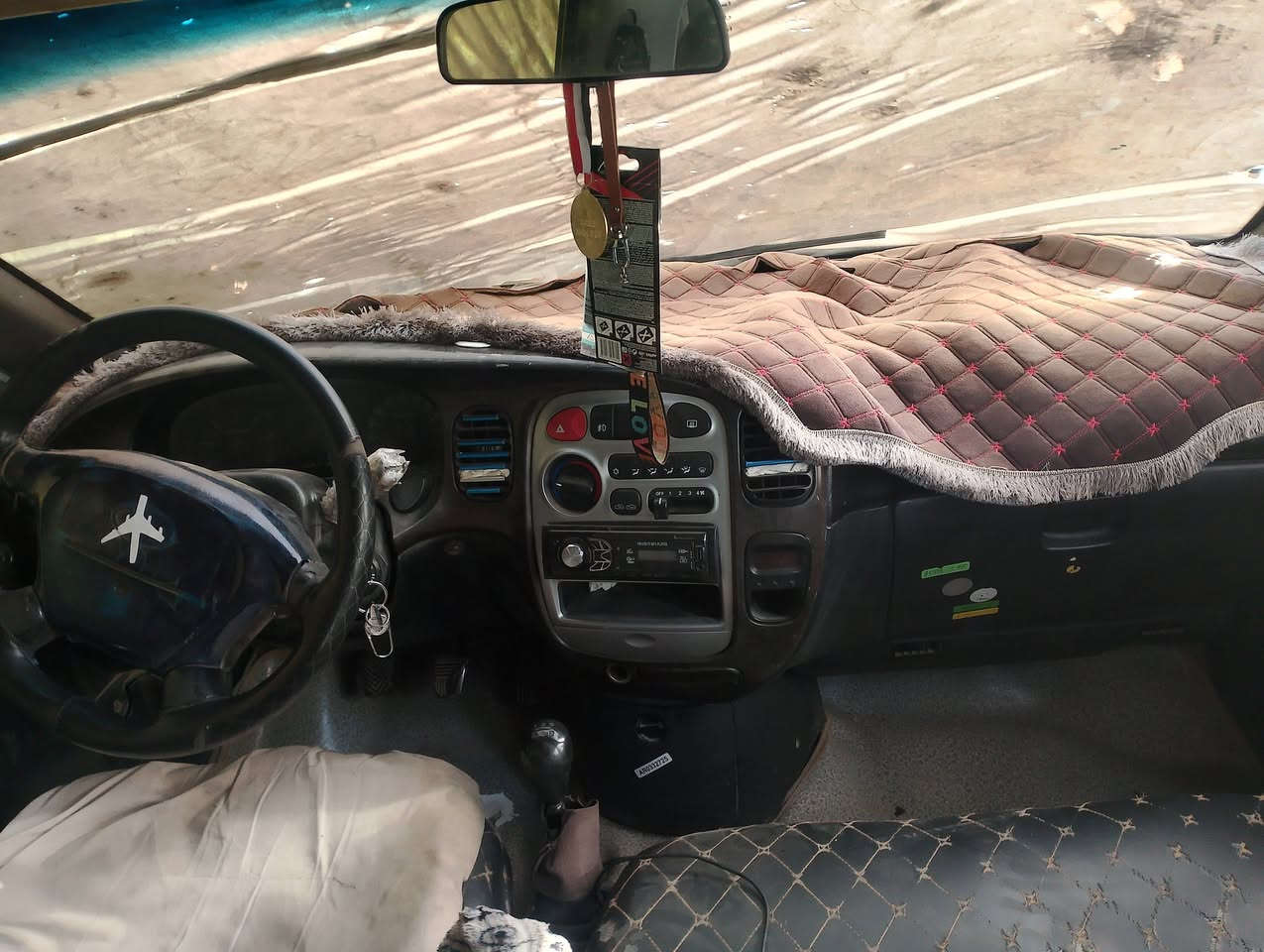 سلام عليكم
ستاركس 2004

جاهزة على كل عيب بسمي 

محرك وكير وكسل خير من الله

رايدهة مراوس بسياره خصوصي 

حسب القناعه
***********
