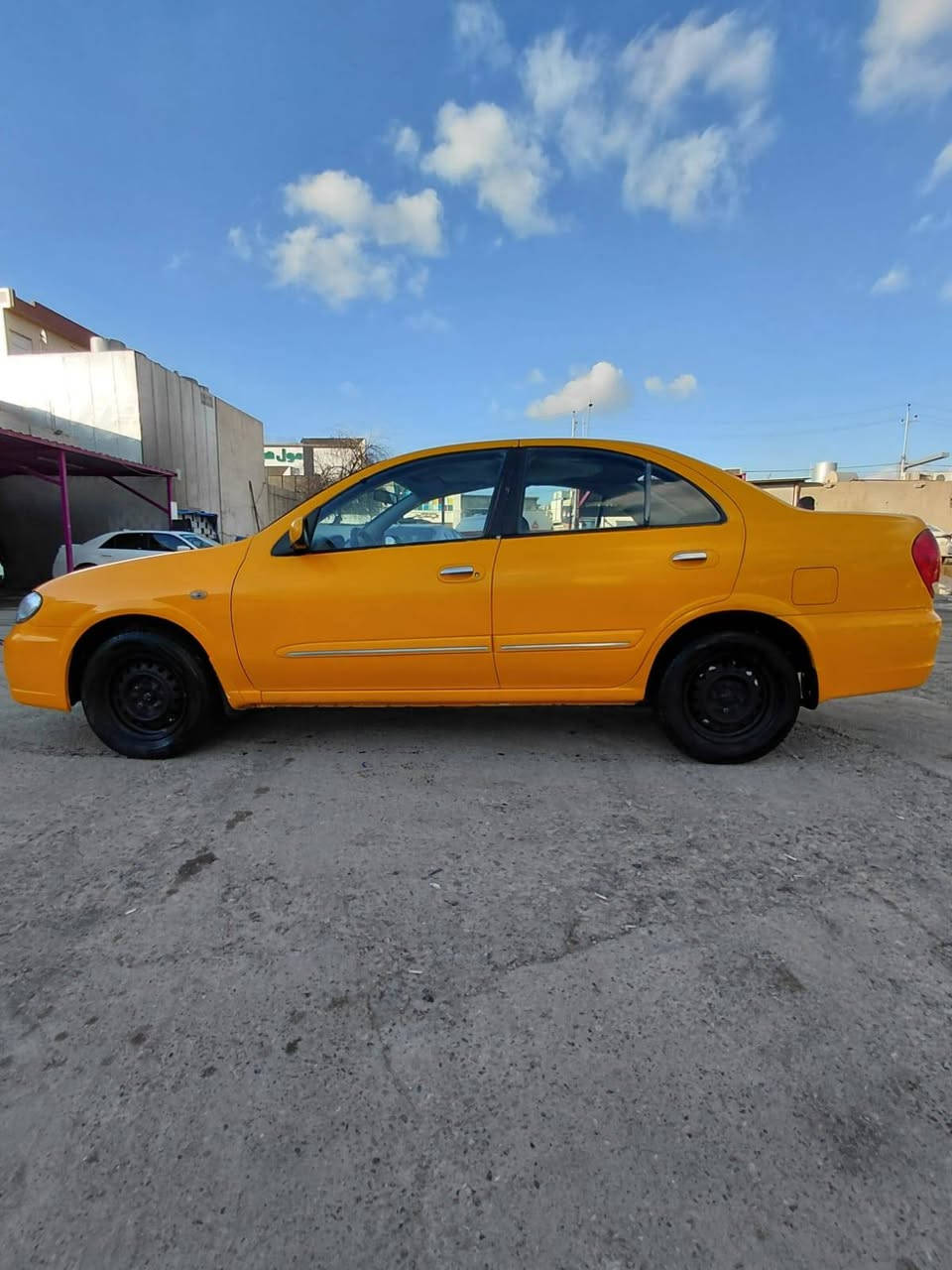 نيسان صني 2010 ياباني فول 
رقم كركوك مشروع وطني 
مشتري تله فون بو ره قم به كات جوابي كومينت 
ناده مه وه 
*********** كركوك, العراق
