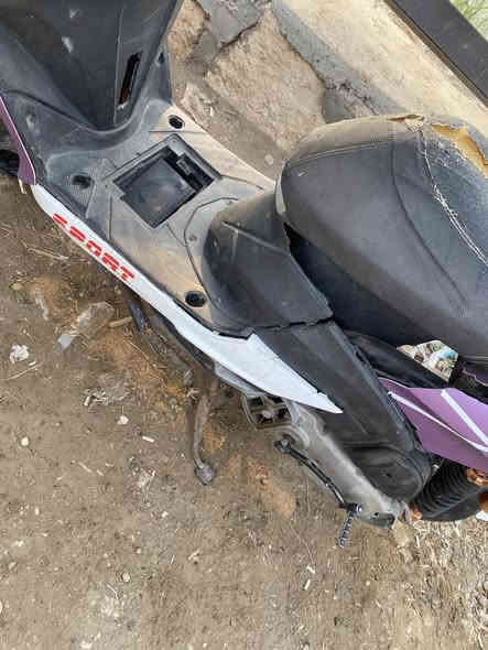 السلام عليكم اخوان للبيع دراجه fsمحرك ماكس 120 الدراجه تمشي وكلشي مبيها تجفيت جديد ولفات جدد زنجيل جديد الدراجه محركها كلشي مابي ابيع على وضعها السعر 200وبيها مجال مكان بغداد ***********
