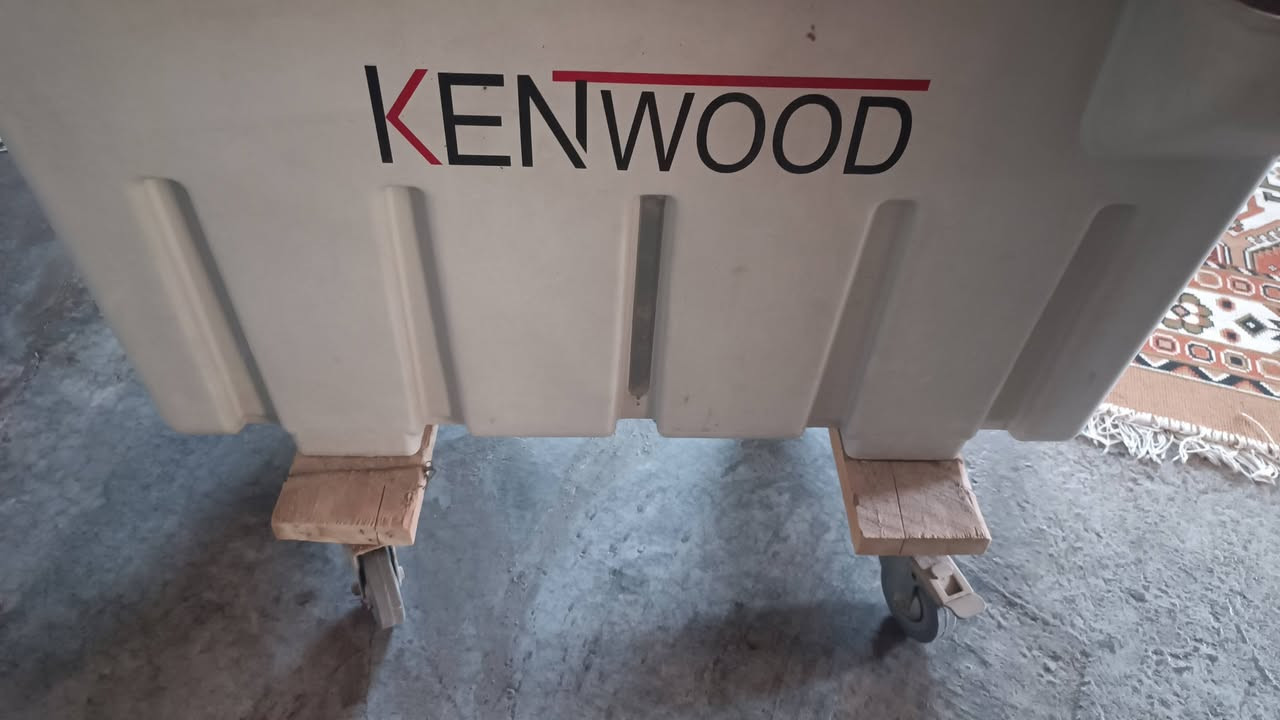 كنفيره لبيع سعر 50وبيها مجال مكان شهربان ليحب يدخل خاص


**إذا كنت صاحب هذا الإعلان وتريد حذفه لأي سبب، رجاءا أرسل رسالة إلى الدعم الفني**