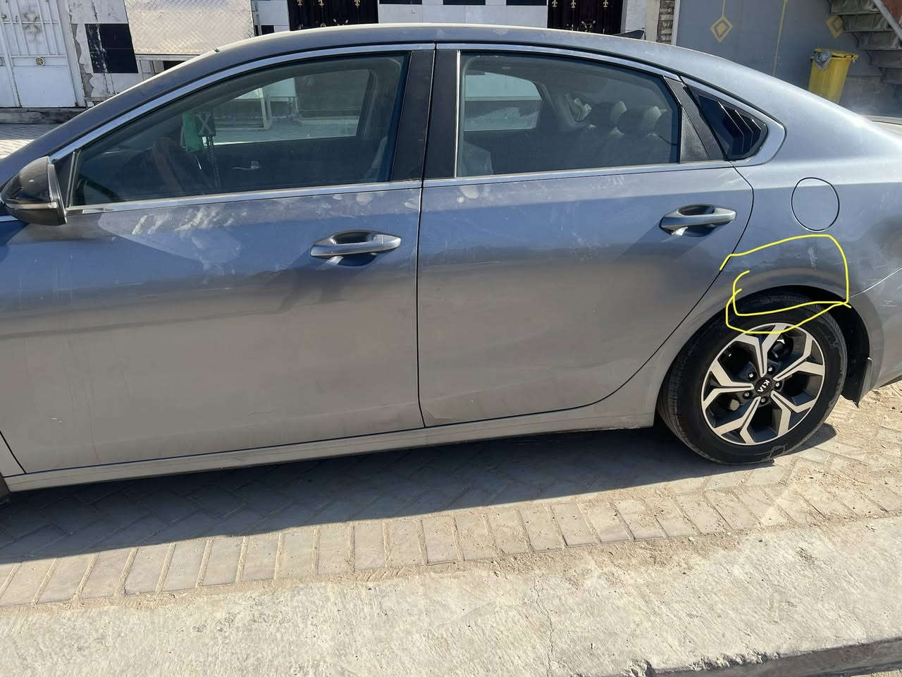 فورتي موديل 20 كندي حادثه دعميات بس بس بالعراق انضربت باب السايق والوره مصلح ع بارد 
سياره كلش حلو فول مواصفات عده البصمه 
ماشيه 172 لف سيارة جاهزه من كلشي رقم اربيل باسمي
***********
