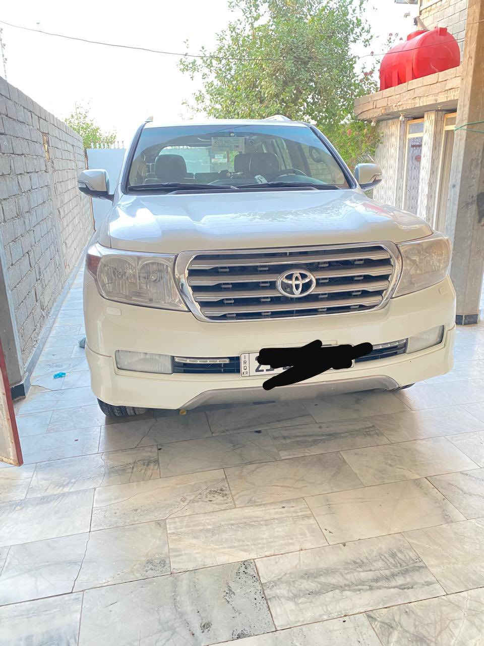 لاندكروزر VXR موديل 2010  معروف مواصفاته رقم سليمانيه نافذه لغايه 2028 وكاله أو تحويل مكفوله ما عدا الچاملق الأمامي بيه شويه بارد ومحدده بالصور السعر 300  بيه مجال بيع أو مراوس حسب الرغبه


**إذا كنت صاحب هذا الإعلان وتريد حذفه لأي سبب، رجاءا أرسل رسالة إلى الدعم الفني**