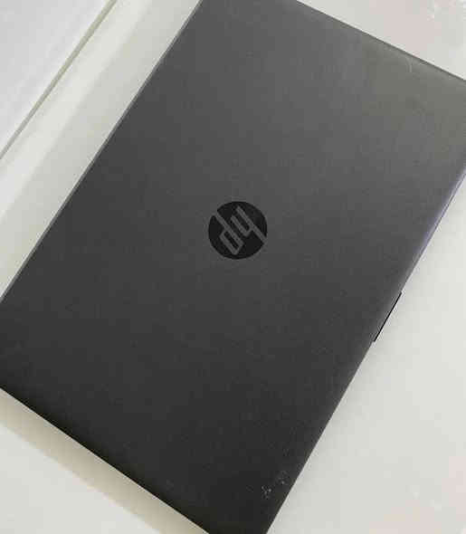 بسعر 175 الف بس 
عرض  لابتوب  اقتصادي بسعر خفيف ويخدمك بـ اداء مرتب!*  
*HP ProBook 250 G6* – مثالي للدراسة، الشغل المكتبي، التصفح، والأعمال اليومية 👨‍💻

🔹 *المعالج:* Core i3 جيل سادس  
🔹 *رام:* 8 كيكا DDR4 – كافي للتنقل السلس  
🔹 *هارد:* 256 SSD – سرعته ممتازة  
🔹 *شاشة:* 15.6 إنج HD  
🔹 *كرت شاشة:* Intel 4 كيكا  
🔹 *كيبورد:* عربي + إنكليزي  
🔹 *بيه قارئ أقراص* CD/DVD

✅ الجهاز نضيف  
✅ السعر يشمل التوصيل  
✅ مناسب للطلاب وللشغل الخفيف

💰 *السعر: 175 ألف دينار فقط*

📲 تحب تحجزه؟ دز على واتساب: ************
