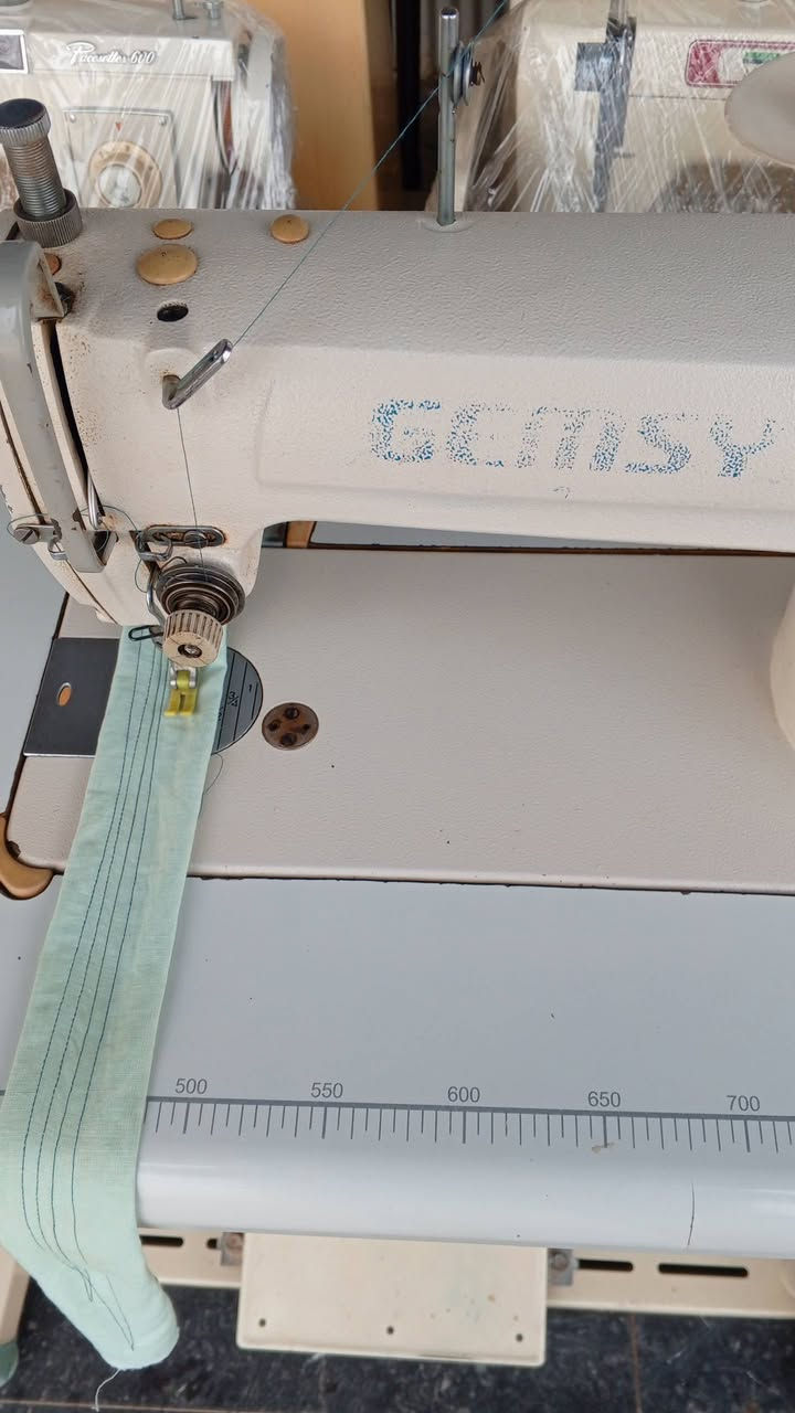 للبيع بالسليمانيه الماكينه ***********
