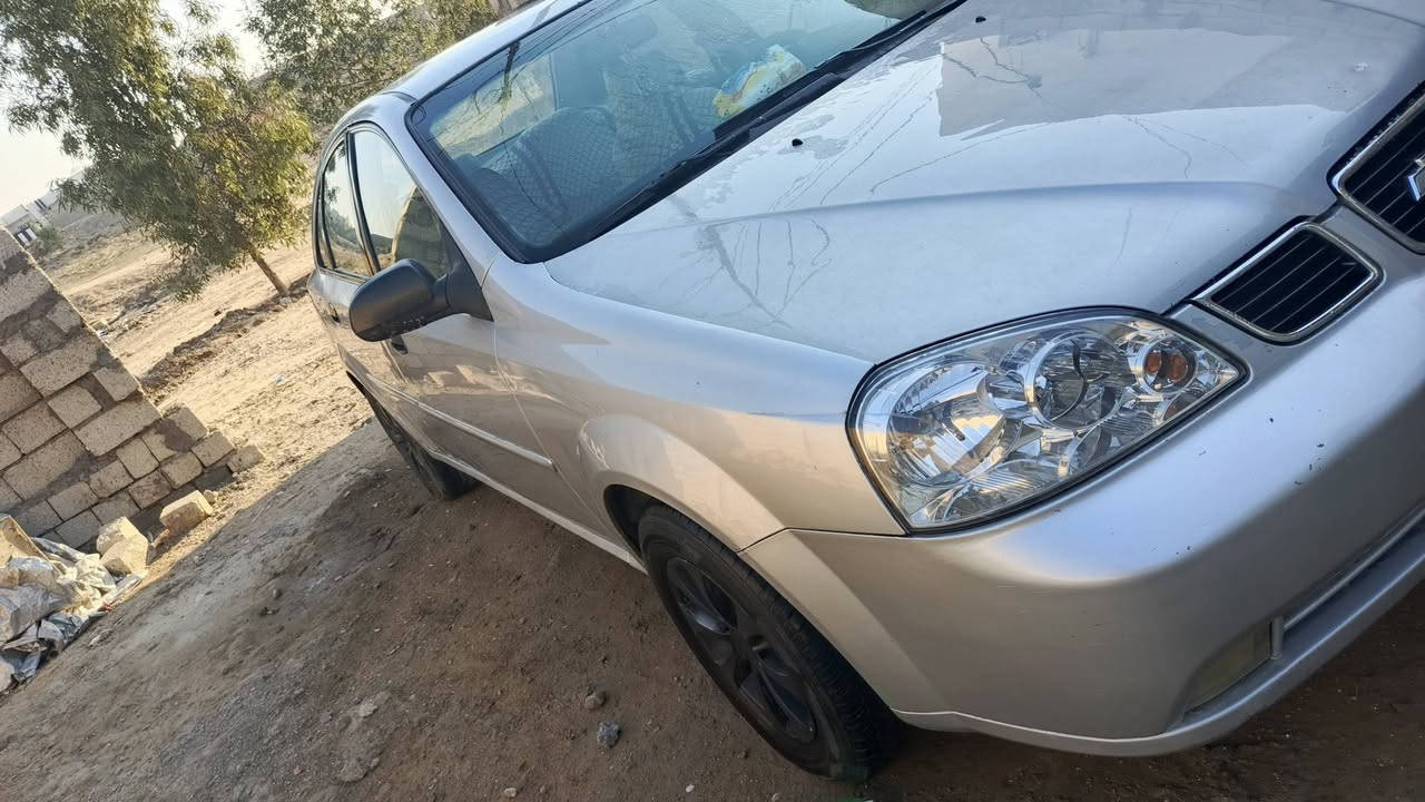 اوبترا موديل 2004بخ عام بدون ضرر  سعر 62 وبيها مجال ***********
