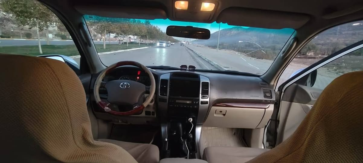 سيارة للبيع تويوتا برادو. مةكينة v6.قوديك كارةبايي.كوشن كارةبايي و هيتةرن. سي مقعدة.سلفي وي ئوتوماديكة .شاشة ئايبادة.فول مواسفاد بةز سلايد نينة.كيرو مةكينة بشةرتن. دةرگةهي سندوقي دوبوسد سبخة و نيف بةغة.بولند هةمي بةغة. سةقفيوي دو عةردا دوبوست ياكةحلي ية.تةعديل بارد تيدا هةية سةنةوي جديد.تايرة هةرجار جديد. تحويل بشةرتة
رةقةم الهاتف *********** دهوك, العراق
