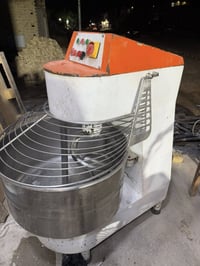 عجانه للبيع ‭0775 056 6478‬