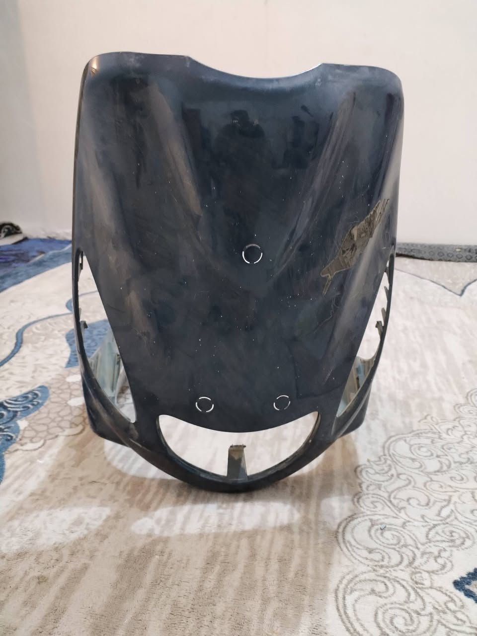 سلام عليكم  يوجد غراض الكزز بجم كشن بك لايت استفسار***********
