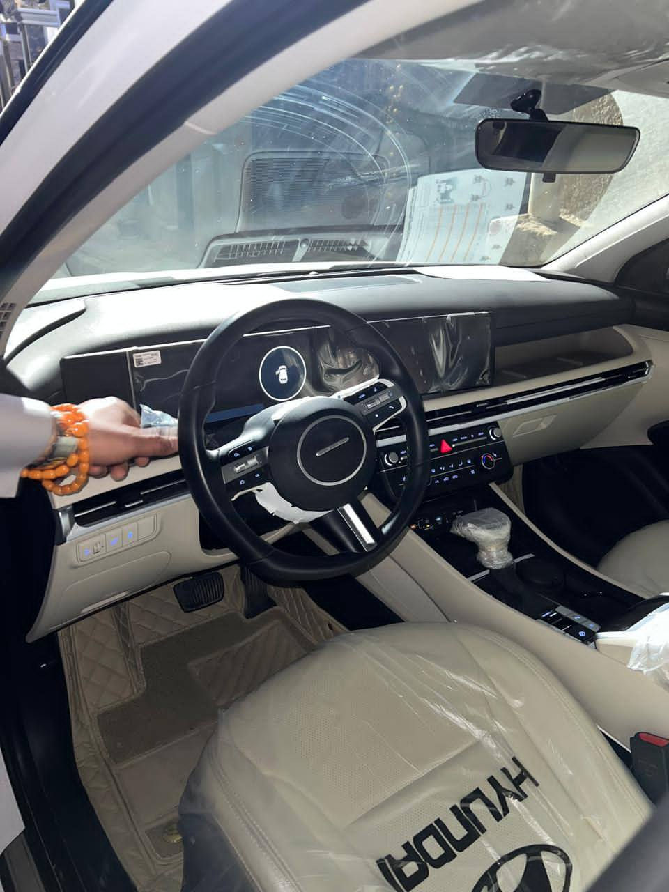 السلام عليكم توكسان 2025 خليجي رقم اربيل الجديدبأسمي تو كلركشنين كهرباء كشنات جلد صندوق كهرباء ويل 19 تبريدبالكشنات مكفوله من الصبغ عدا رصعه صغيره بالهلال الجاملغ الخلفي فقط السعر
23٫300$ يعني دفترين و33ورقه للتفاصيل الاتصال ع الرقم ***********
