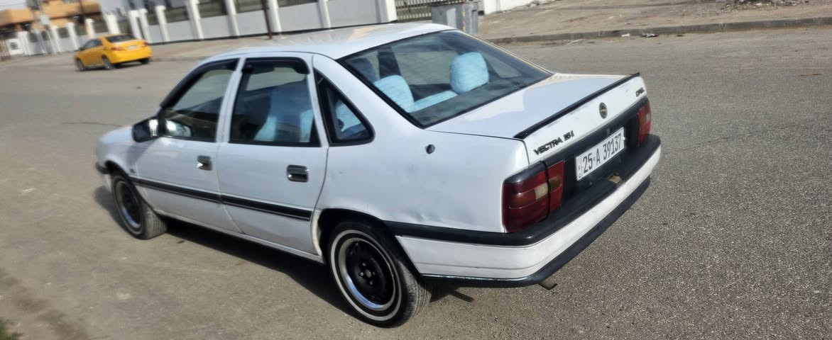 موديل ٩٢ سنوية لل٣٠ بسمي دفتر بنزين بيها 
*********** 
اتصل وتدلل كركوك, العراق
