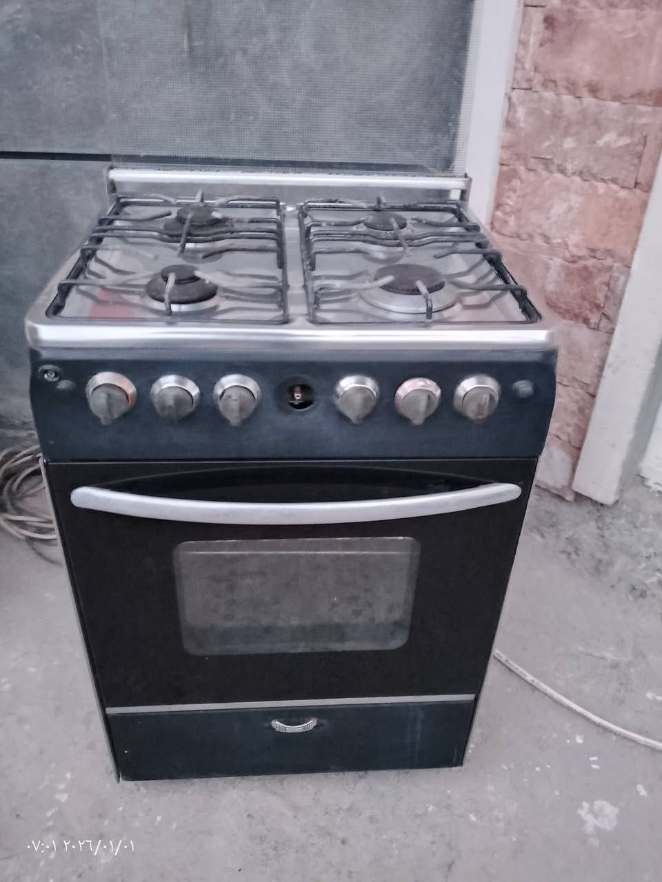 طباخ للبيع العنوان أبو غريب خرنابات رقم ***********او***********
