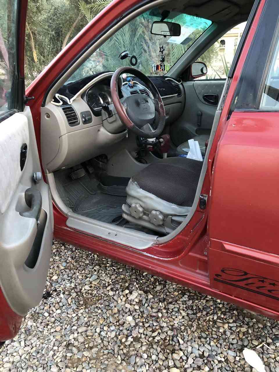 هونداي اكسنت فيرنا موديل 2000
محرك 1600 لا تنقيص ولا اي شي كير اوتو  رقم بغداد انكليزي بسمي شرط تحويل  سنويه وهزه ماساقطه
تبريد شغال
السعر49 وبي مجال 
***********بي واتساب
مكانها الفلوجه -النساف
