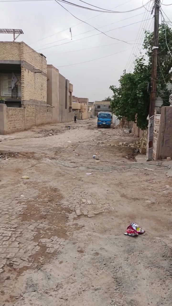 سلام عليكم بيت البيع مصفر 6الف يم ابوكرم الوكيل *********** قرب المدارس

