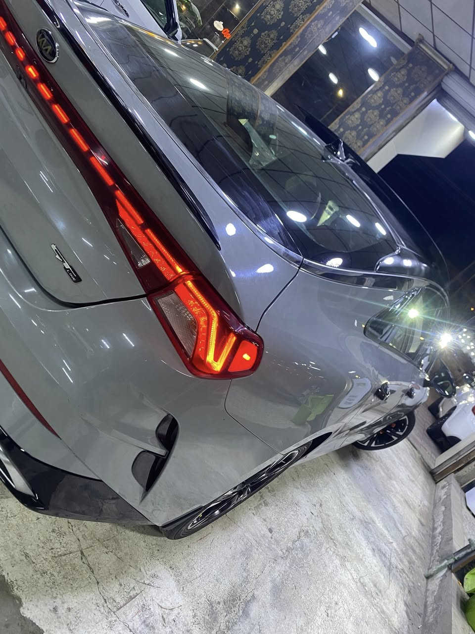 السلام عليكم لون إسمنتي 2021 K5 GT Line فول مواصفات وارد أمريكي بيها ضرر 3 قطع بانوراما /بصمة/تحكمات ستيرن جهتين /تحويل مباشر السيارة مابيها نقص گلوب معروضة بـ162 وبيها مجال بسيط داخل ماروني


**إذا كنت صاحب هذا الإعلان وتريد حذفه لأي سبب، رجاءا أرسل رسالة إلى الدعم الفني**