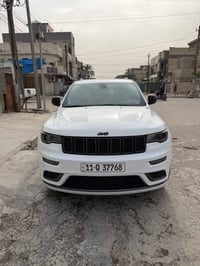 للبيع جيب limited X   المديل 2020 امريكي  انتبه سيارة فقط دعاميه امامي...