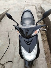 دراجه للبيع سكنس فحل ياباني السعر 900 وبيها مجال 07801655455