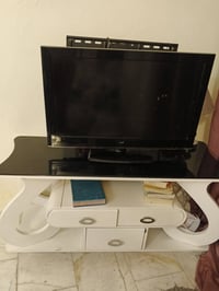 ميز • شبه جديد • سليم