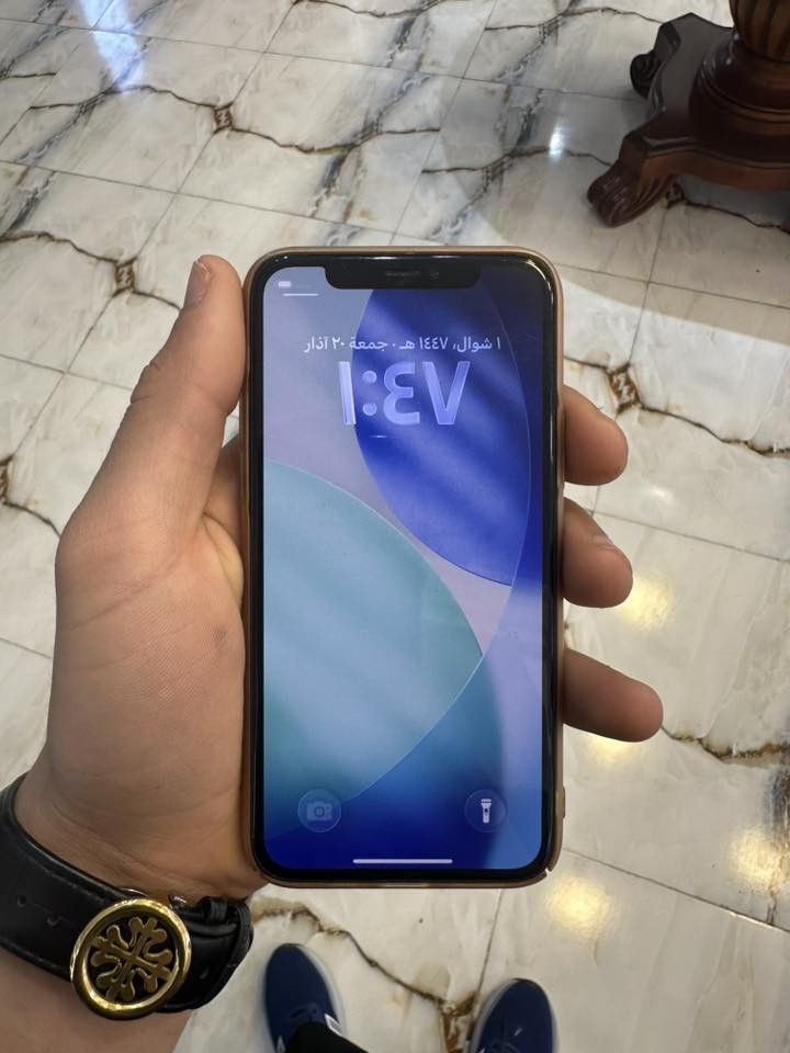 السلام عليكم ايفون ١١ برو الصغير للبيع ذاكره ٢٥٦ بطاريه ٦٨ جهاز وتر بروف ما مفتوح مكفول من كلشي كلشي بي شغال مابي ولا عطل ولا مصلح سعره ٣٠٠ وبي مجال بسيط حك الجيه ***********
