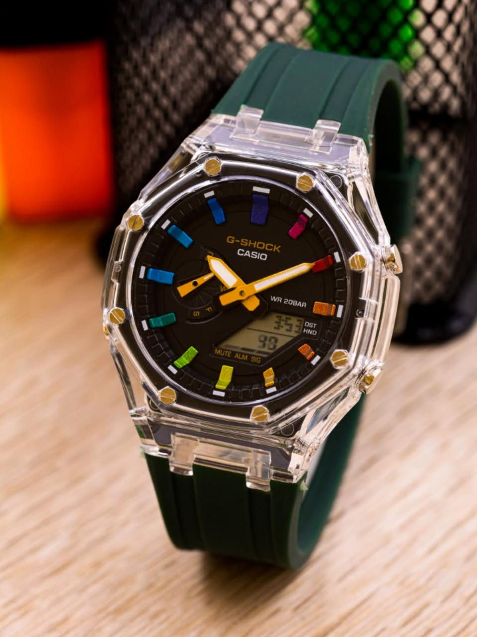 فقط ب 25 الف مع التوصيل لباب المنزل 
اربعة ازرار شغالة ضوء ومنبه 
للتواصل واتساب 
***********
