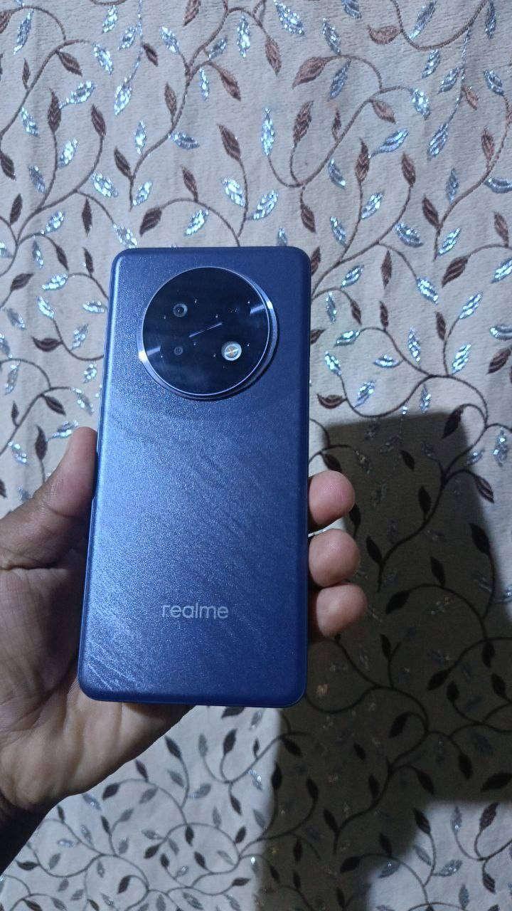 السلام عليكم جهاز ريلمي 13 بلس جهاز مكفول شخط مابي استخدم قليل ذاكره 512 يدعم الشحن السريع 80 واط يدعم 90 فريم بالبوبجي وباقي الألعاب جهاز مواصفاته كلش عاليه وحلوه كامل ملحقاته السعر 300 ويرهم مراوس الاستفسار خاص او وتساب ***********
