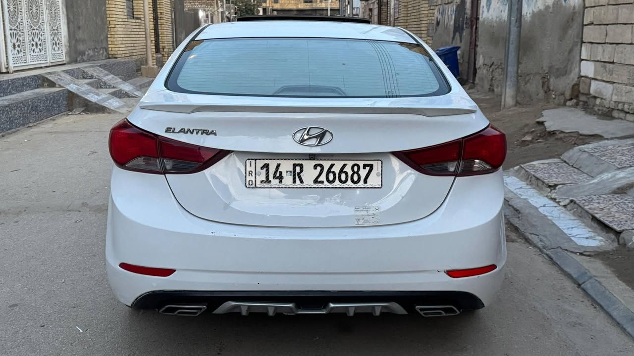 سلام عليكم النتره مديل 15 محرك 1800خليجي بيه قطعه جاملق الايمن المامي والباقي كفاله فول السياره عدم البصمه  سياره جهازه اي نقص مابيه ستعمال شخصي ماشيه 90 حقيقي تصال ***********  وكل التوفيق الجميع يارب
