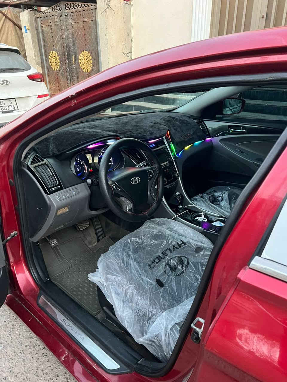 لادكلي شنو بيها ومابيها ذاكر كلشي بل منشور
سلام عليكم سوناته وارد أمريكي فول مواصفات بصمه فتحه وباقي المواصفات المعروفه ضربتها خلفيه مرشوشه جلاتين بأمريكا مديل 2014محرك gdi كفاله من التبخير والتنقيص رقم أنكليزي  بأسمي تحويل مبأشر تبريد قطتعين نقص حداديه اماميه تعبانه مكاني بصره سعر 92 وبيه مجال رقمي ***********
