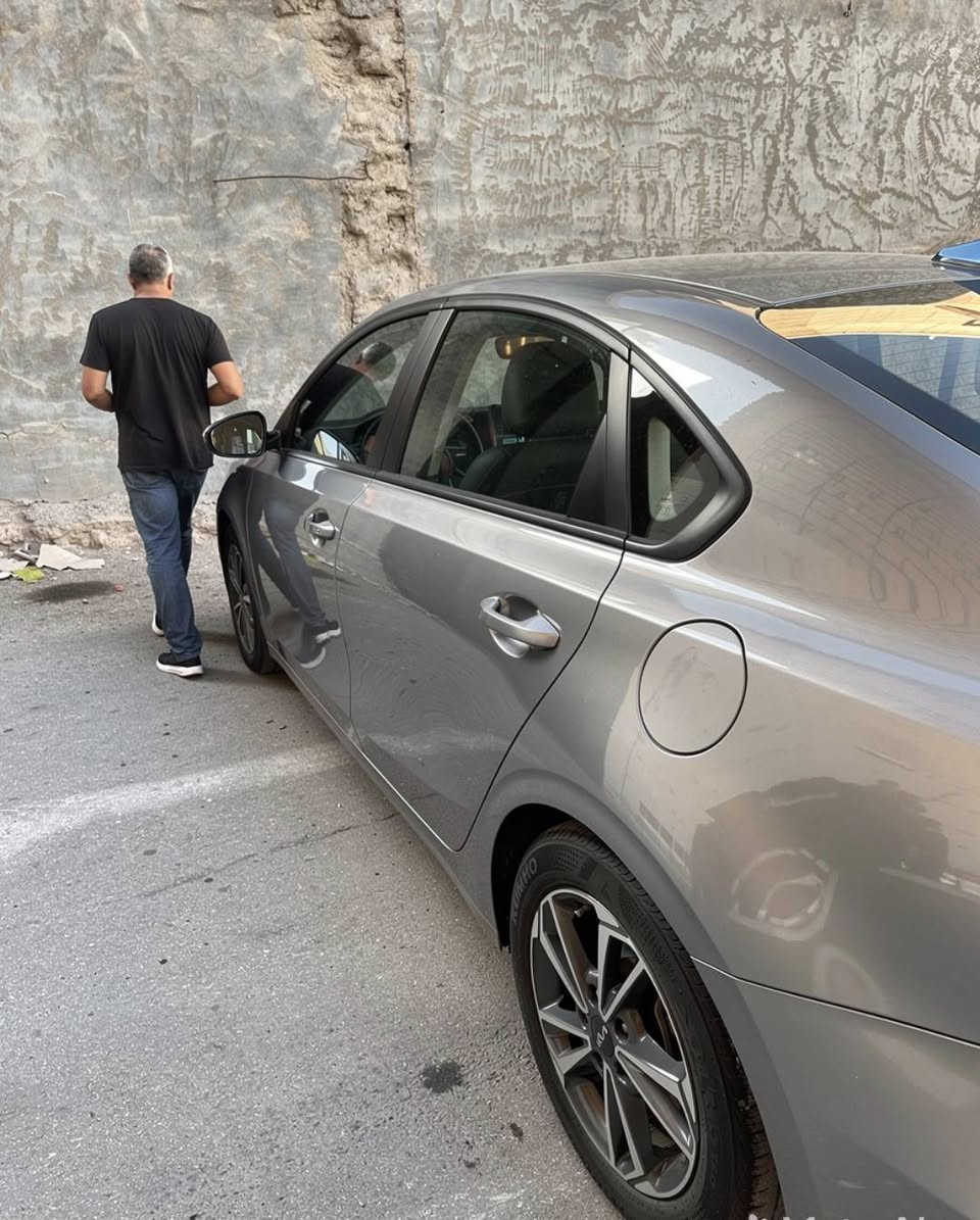 كيا فورتي 2023
ماشية 57 ألف، محرك 2000 دوش  
مزودة بصمة وجلد + بجم كبس + 3 أنظمة قيادة  
حادث بابين عكس السايق فقط، باقي وكالة  
السعر: 155 ورقة وبيها مجال  رقم أربيل
الفلوجة | واتساب: ***********
