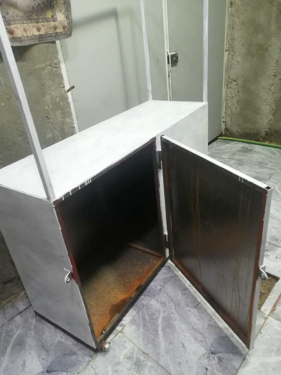 بيع مستعجل، كشك للبيع 
مكاني حلة الطهمازية
بسعر 200 الف وبيها مجال
للحجز خاص


**إذا كنت صاحب هذا الإعلان وتريد حذفه لأي سبب، رجاءا أرسل رسالة إلى الدعم الفني**