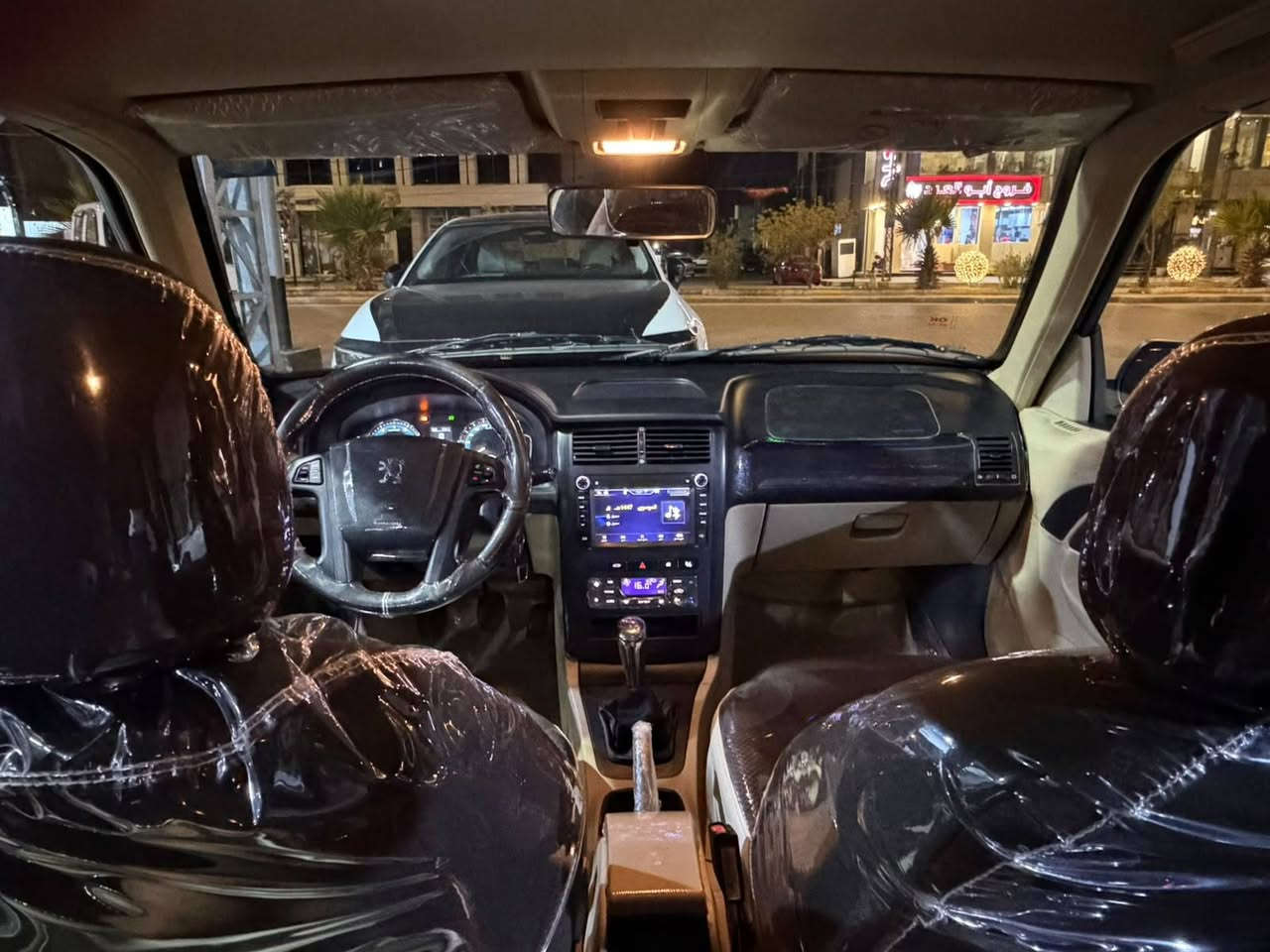 سلام عليكم بيجو بارس للبيع مؤديل25ماشيه9الف كفاله عامه دوشمه عامه السعر 85بيه مجال ***********
