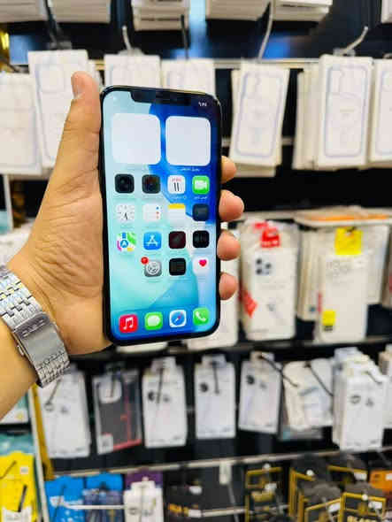 السلام عليكم 

iPhone. 12. pro. فقط
الذاكره:-512❤️‍🔥
البطاريه:-100‎%‎ اصليه.🔋
فيس ايدي شغال✨
نموذجM شرق اوسط🤍
الجهاز كوله شغال مابي اي خلل مبدل شاشه اصليه 3 خيارات فقطط
العنوان:- بغداد جميله🌷
الاتصال:-***********
السعر:- 280 قفل 💎
