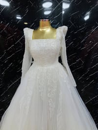 تخفيضات • حجز خاص • توصيل