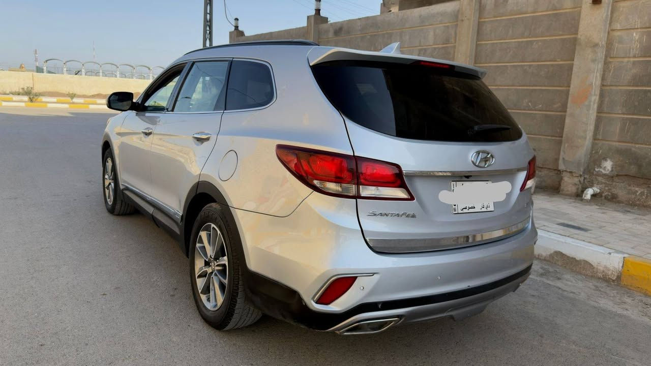 سنتافيا كراند رقم ذي قار بسمي موديل 2017 امريكي ليبل واحد حادثهه بس الدعاميه بدون تبيل بدون صبغ محرك 6سلندر 7راكب تحكمات ستيرن كشن كهربائي حساسات مامي وخلفي سويج عدد 2 لايت حاجب لد تبريد 3قطع شاشه كامره بلاديه  ارباكات سليمه ماشيه 155 سياره جاهزه مكاني ذي قار قضاء النصر *********** الشطره, ذي قار
