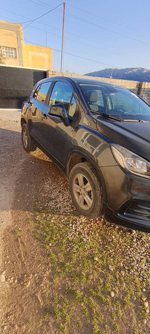 شولفيت تراكس.2019.سعر105مجال..ژ.م 
***********
