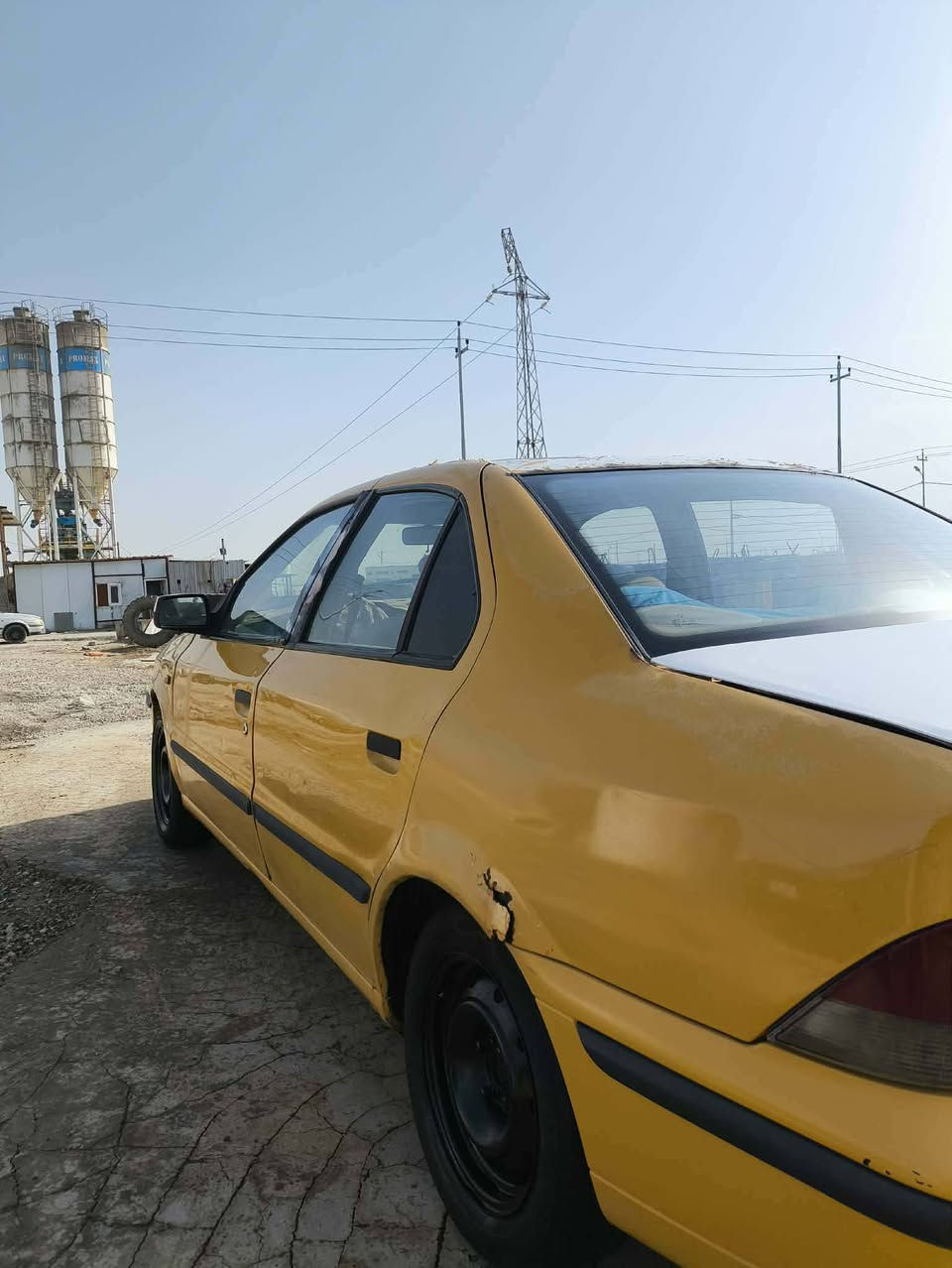 السلام عليكم سمند البيع مكينه وكير وحداديه وكرهبايات تخم تاير كله جديد مكان السياره الدوانيه غماس سعره 20 اخوان اني مكلف بل نشر خابره صاحب السياره *********** مصفره هيه وغرامات مداور ثاني يوم اخوان اني مكلف بل نشر خابره صاحب السياره
