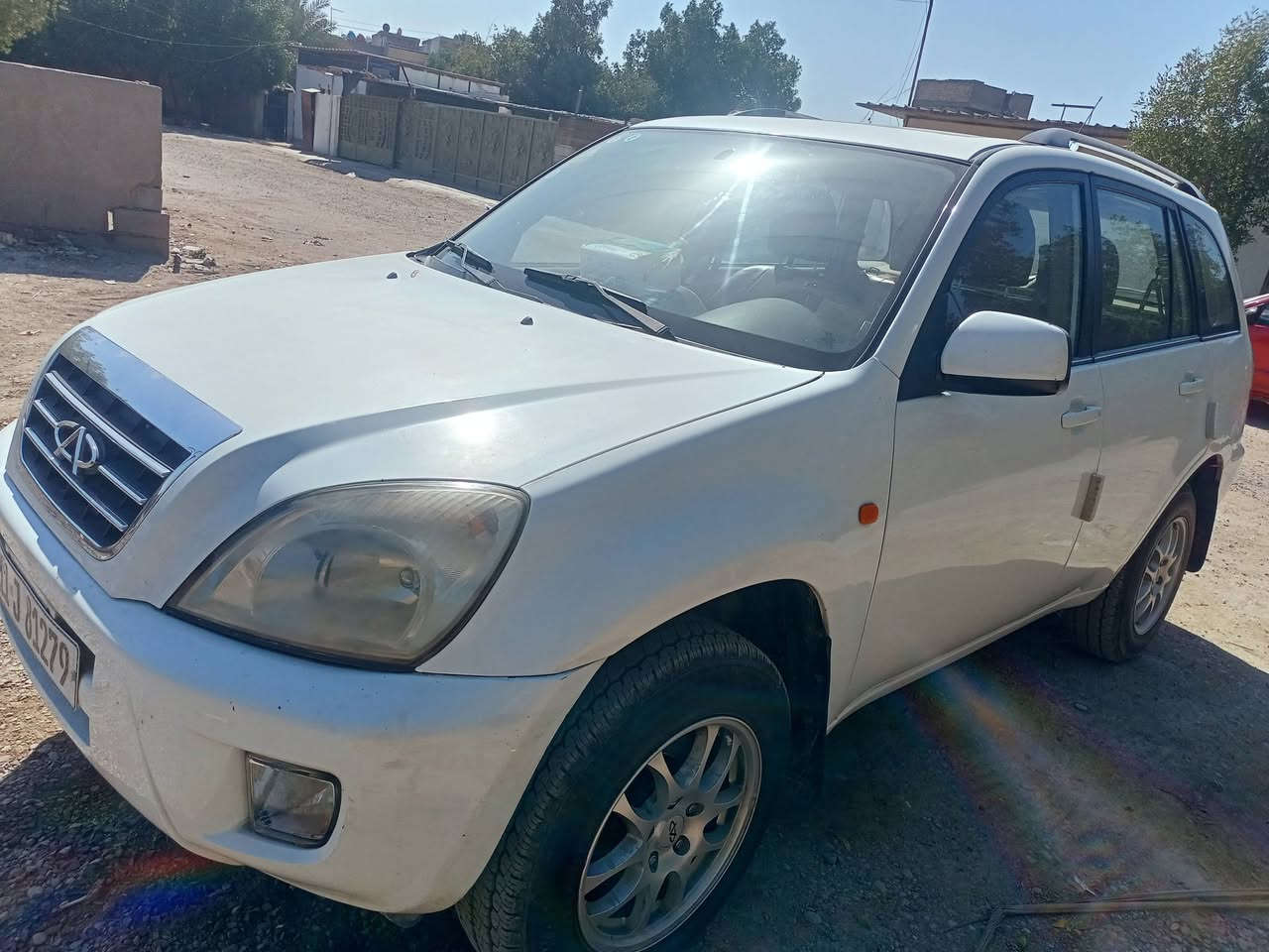 السلام عليكم تيكو موديل 2011 بغداد بأسمي رقم إنكليزي  هزه جديدة سنويه جديدة لغاية 2029 ماشيه 70 ألف
مكينة 2000 مكفول والمرغوب كير ميكانيكي مكفول والمرغوب تدفئه تبريد ثلج مكفوله من الضربة والتبديل 
بيها فقط صبغ بالجاملغ الامامي عكس السائق 
حدادية صدر امامي خلفي جديد تخم تاير مع الاسبير جديد  الكهربائيات كله شغالة باتري جديد منظومة بانزين كله جديد داخلها جديد بلادي سنتر لوك سويجات عدد 2 
فتحه سلايد روف تحكم استيرن 
السيارة نظيفة وجاهزة من كلشي 
السعر 67$ المكان بغداد
الرقم *********** غير متواجد على الفيس
