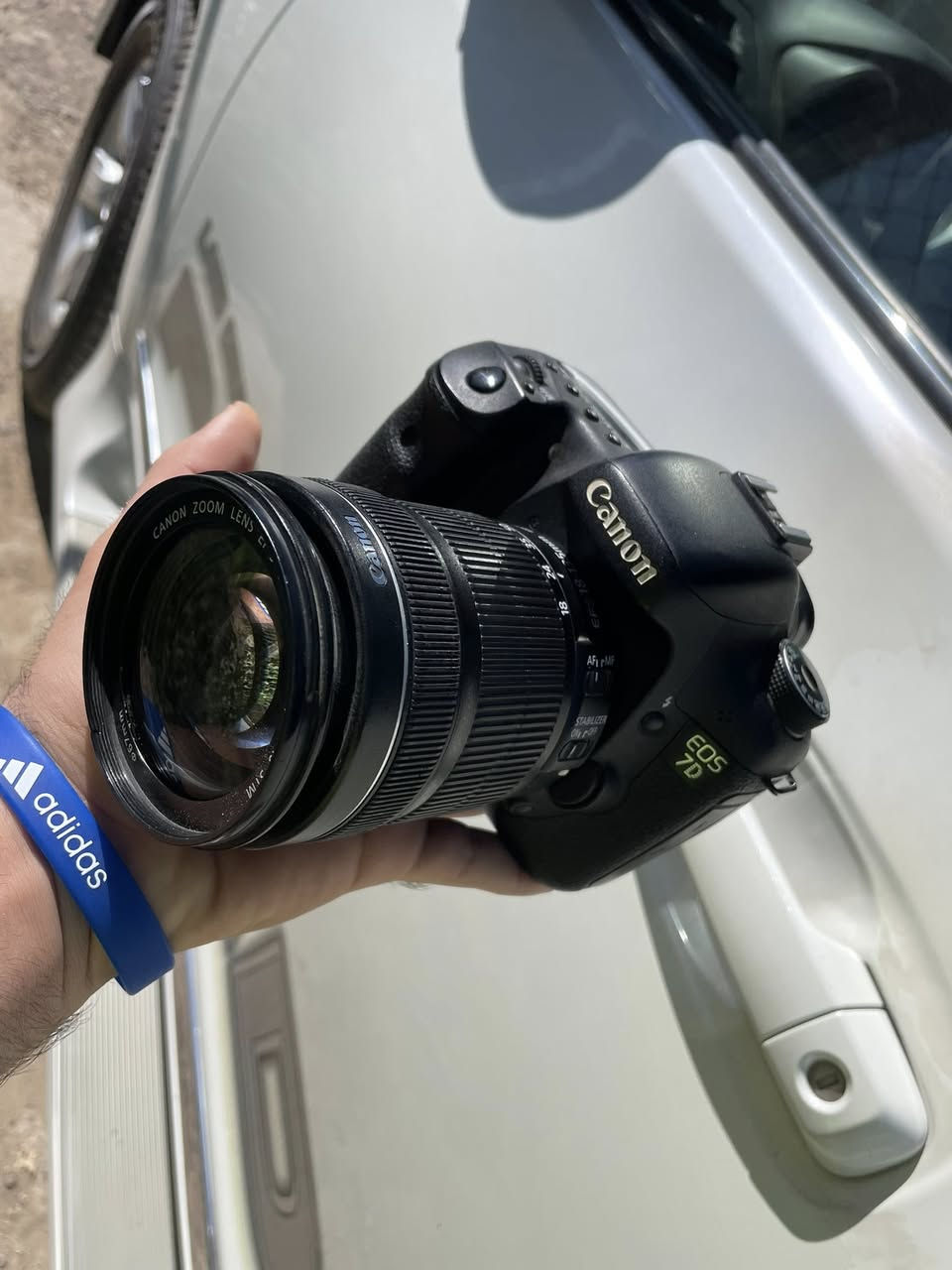 للبيع كانون 7D
Canon

7D

الملحقات 

شاحنه 

بطاريه

رام 16 كيكه الاصلي 

عدسة (135.18) اوتو فوكس

حزام كتف 

الكامرا استخدام كلش بسيط 

نظافة 100%

المكان بغداد للاستفسار اكثر السعر ***********
