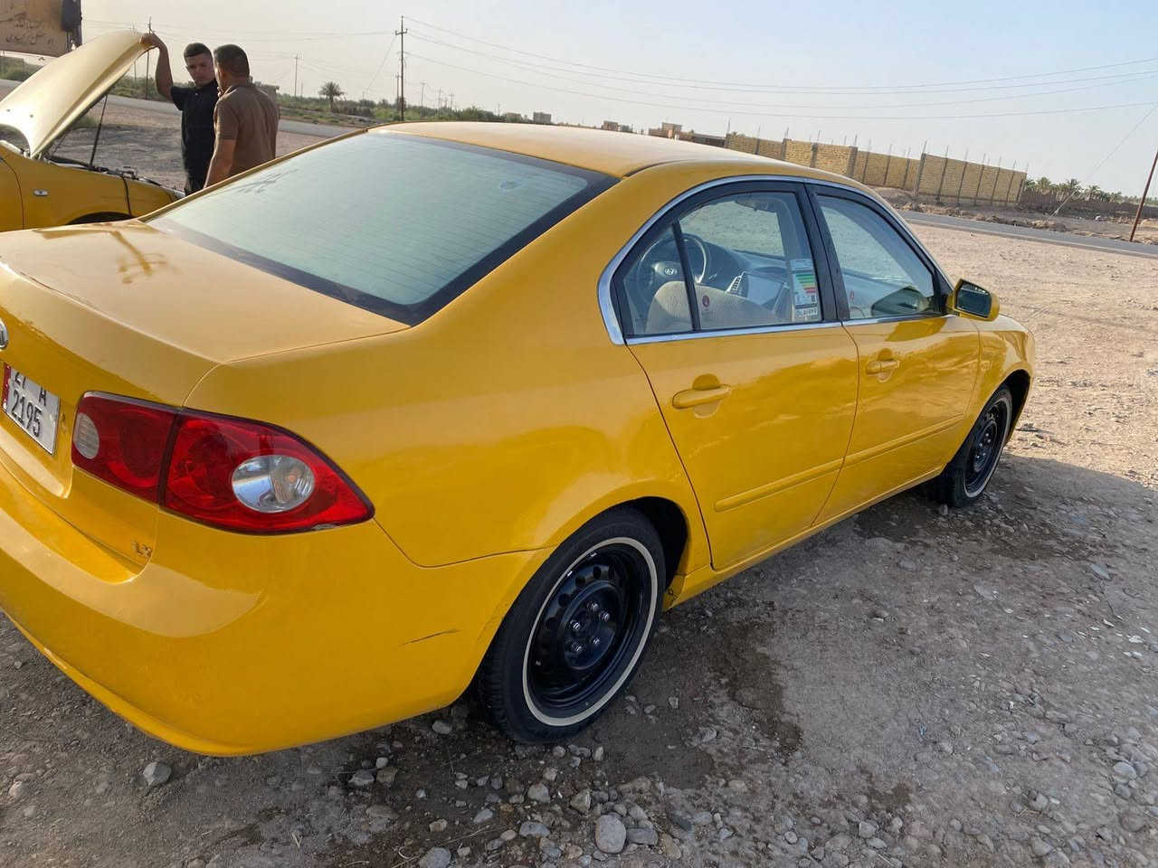 السلام عليكم سياره للبيع اوبتيما 7امريكيه رقم جديد جاهزه من كشي ضربتها مدكر وبنيد السعر 105الناصريه رقم ***********
