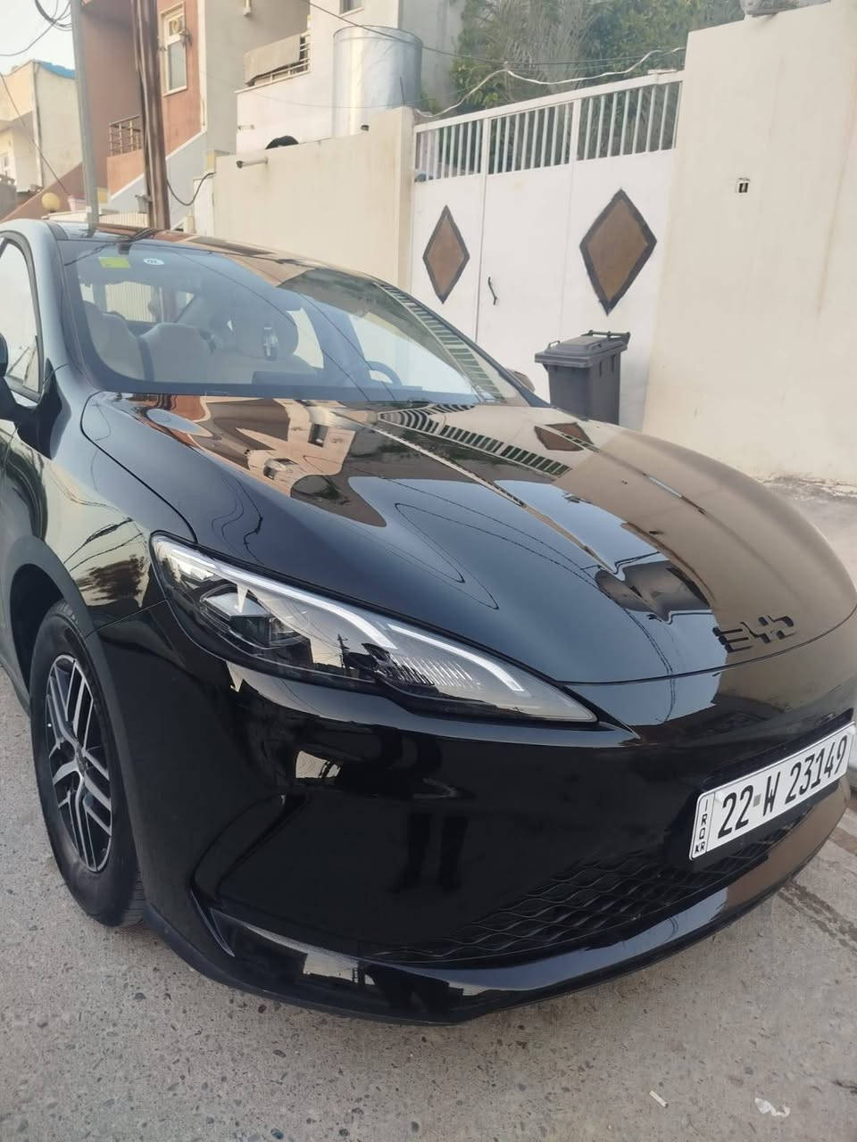 بیوایدی سیڵ 05 
مۆدیل 2025
مواصفات فول ویل کڕۆم بەس سڵایت نیە
8000هەزار ڕۆیشتوە
یەک دەستە سیارەکەی هی معڕەز نیە
کارەبایات و گێڕو مەکینە هەمووی بەشەرت
نرخی 136 $ مەجال
***********
