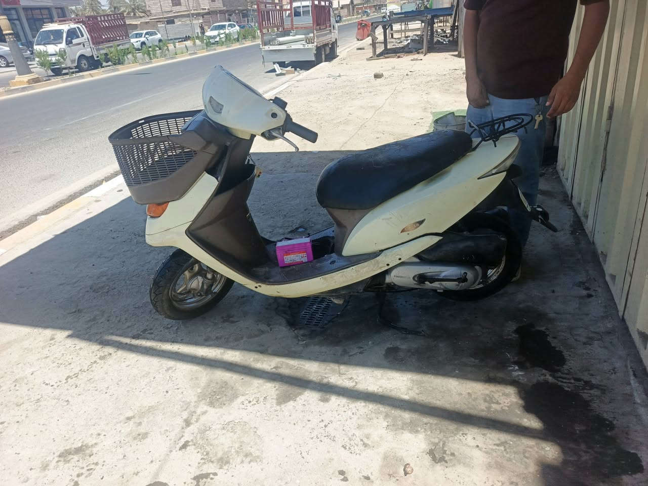دراجه هوندا ولفات  السعر 250 شغاله مكينه ناعمه خرسه كهربائيات شغاله سلف و هندر و لايت وشاير ماناقص شي مكاني كربلاء  ***********
