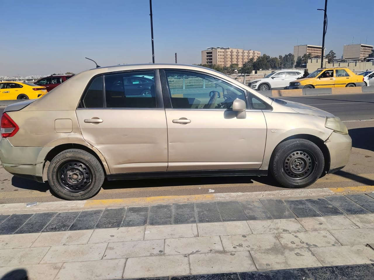 للبيع نيسان تيدا 2009 رقم الجديد بغداد باسمي كير محرك كفاله ضربتهة باب وجاملغ سعر 60 ورقه وبيهة مجال بسيط عنوان بغداد الكاظميه ***********
