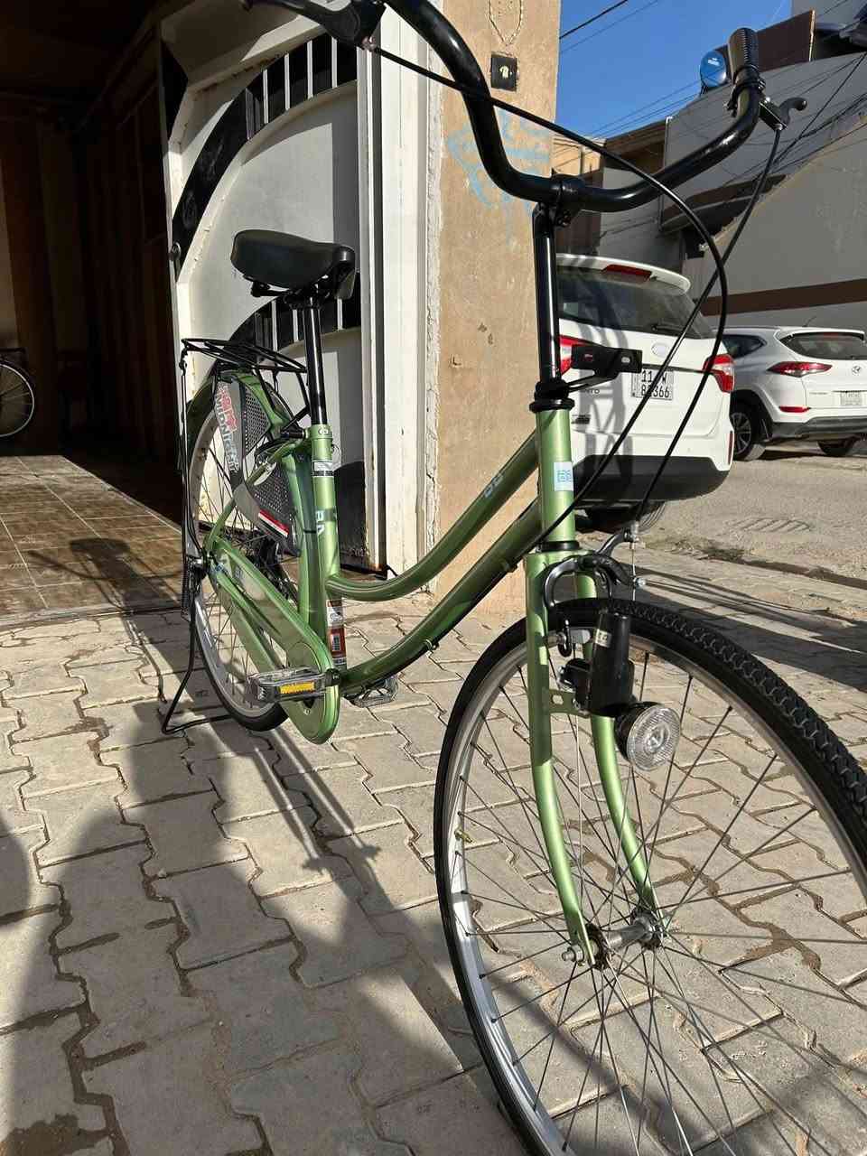 بايسكل Bd لون مميز
موديل 21
نضافته 98
للبيع او مراوس
مكاني نجف كوفه سيادين ميثم التمار
السعر 140 وبي مجال 
***********
