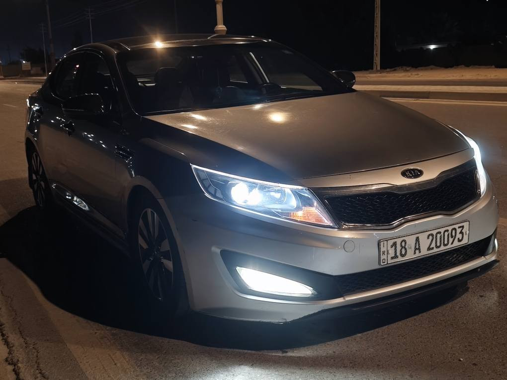 يا اللــــه..
السلام عليكم.. 
للبيع كيا اوبتيما.. 
امريكي 2011
المواصفات بانوراما
بصمه جنطه بصمه ابواب وتشغيل
شاشه اعطال
تبريد كشنات 
تدفئه كشنات 
كشنات جلد 
تدفئه كشنات خلفيه 
تبريد خلفي 
كشن كهربائي  2
خزن مموري 
منضومه زنون ناصي وبلوجكتر 
داش كام 
لد دشبول الوان 
ويل كب رياضي جديد 
بك لايت لد 
لد حاجب امامي 
محرك 2000 تيربو ✈️
تبريد لمس قطعتين مناخين
كامره مرايه وشاشه
جي بي اس
فول تحكمات
نظامين قياده
ايكو تقليل صرف الوقود
كروز قفل سرعه
شفتات استيرن
تحكم ستيرن 
نضام نزلاق 
حساس بنجر تاير 
ترحيب عند الاقتراب
السياره بيها جنطه تبديل وجاملغ ربع شبر وتوحيد لون  تبريد جيدجدآ
حداديه ممتازه حلوه
تخم تاير  ومكفول من الصرف والبخار وصوت الرواجز
السياره جاهزه بدون اي نقصبيها سونار قديم  وفحص وين ميعجبك على السونار
الرقم بابل  انگليزي الجديد سنويه وهزه جديده
مكان سياره كربلاء الحر 
رقم ***********
السعر 109 وبيها مجال 💲 كربلاء, العراق
