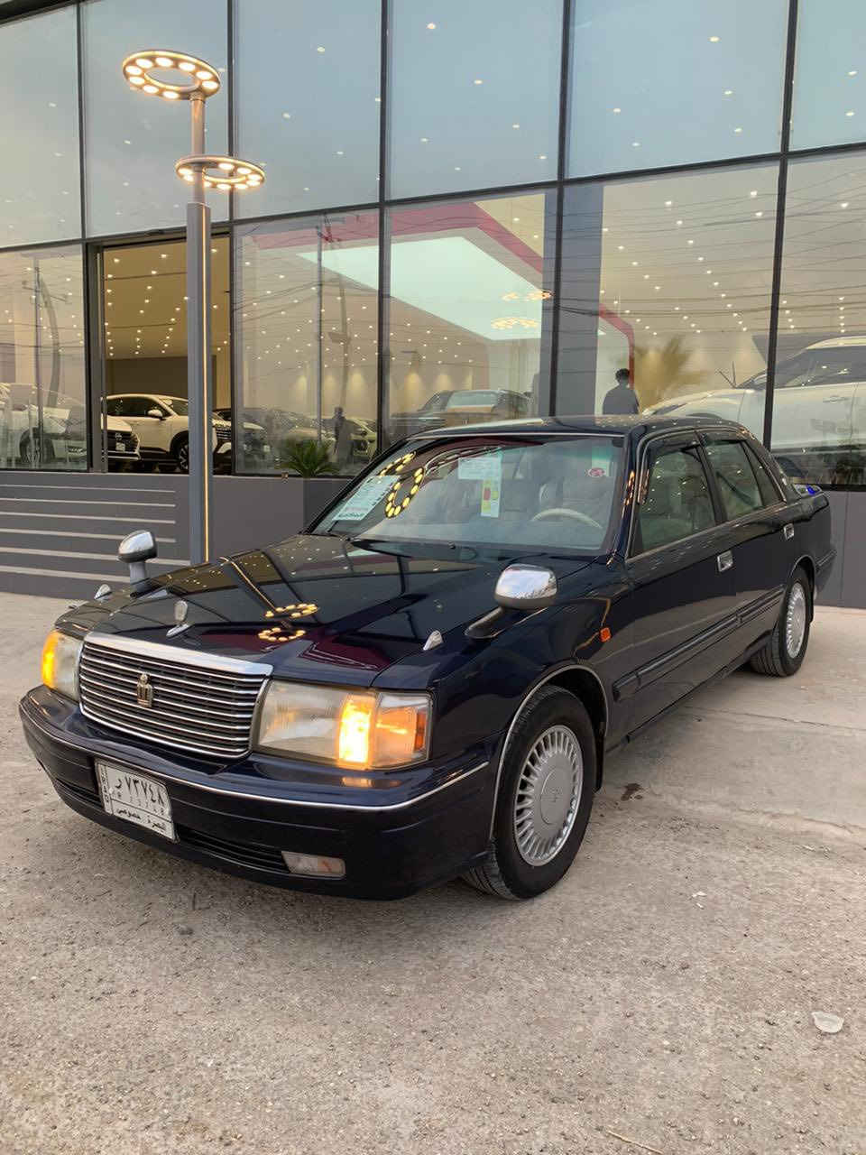 السلام عليكم حبايب 
راس الثور تكم للبيع او مراوس 
السياره جاهزه من كلشي ومكفوله من الكص والحادث 
مصبوغه عام جماليه رقم بصره مداور راعيه بالنجف موجود السعر 115 وبيه مجال وهاذا رقمي وبي واتساب ***********
