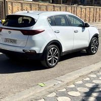 للبيع سبورتج 2020 رقم قادسيه خليجي ابيع عله حادثه السياره شغاله وتمشي ...