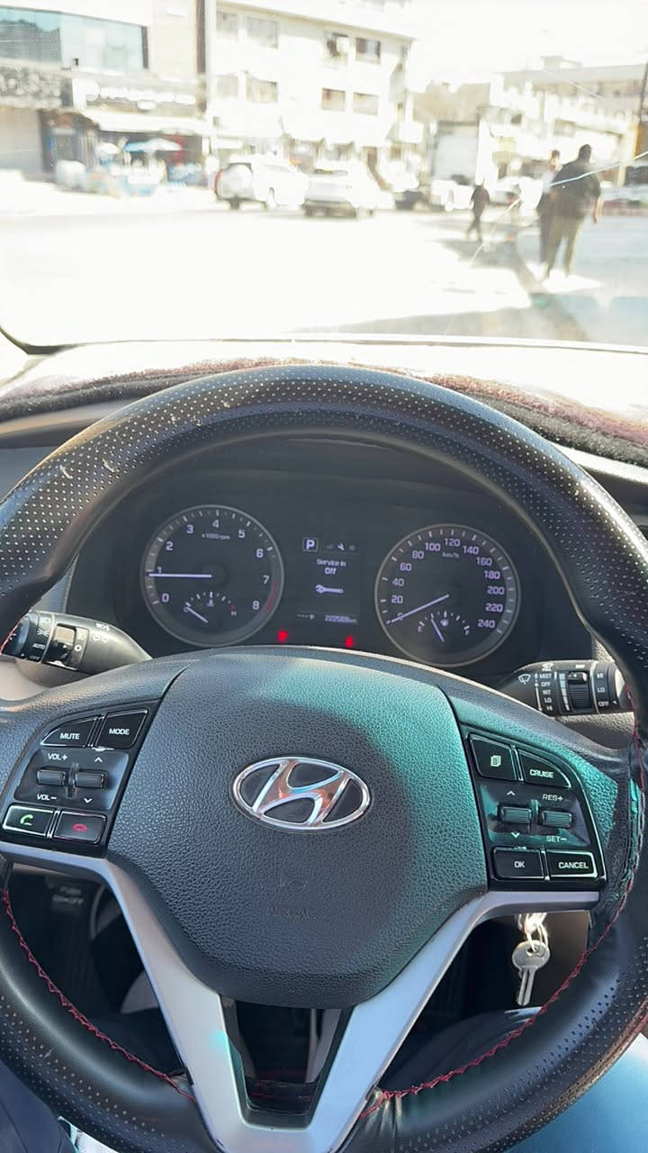 توسان موديل 2018خليجي محرك 2000دوش كير مكينه مقفوله مصبوغه حزام بيها جاملغ خلفي رقم سليمانيه سنويه بسمي مواصفات تحكم ستيرن حساسات كامره مري شفط تخم تاير جديد السعر 135بيها مجال بغداد الغدير ***********
