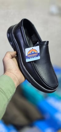 الاستفسار على الخاص او وتساب 07769516972