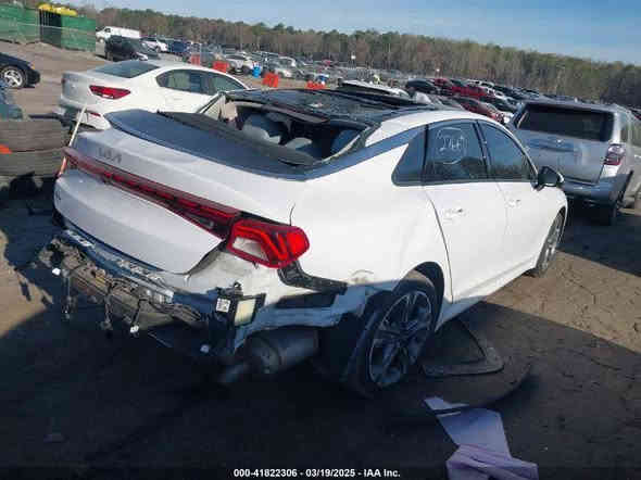 يالله اليوم تم الوصول 
كيا كي فايف
موديل 2024
فول مواصفات 
فئة ( EX )
بانوراما 
بجم كبس
حادث واضح بالصور 
محرك 1.6 تيربو
السعر ( 100 ) 

للتواصل متوفر فقط ( اتصال + واتساب) 
***********
