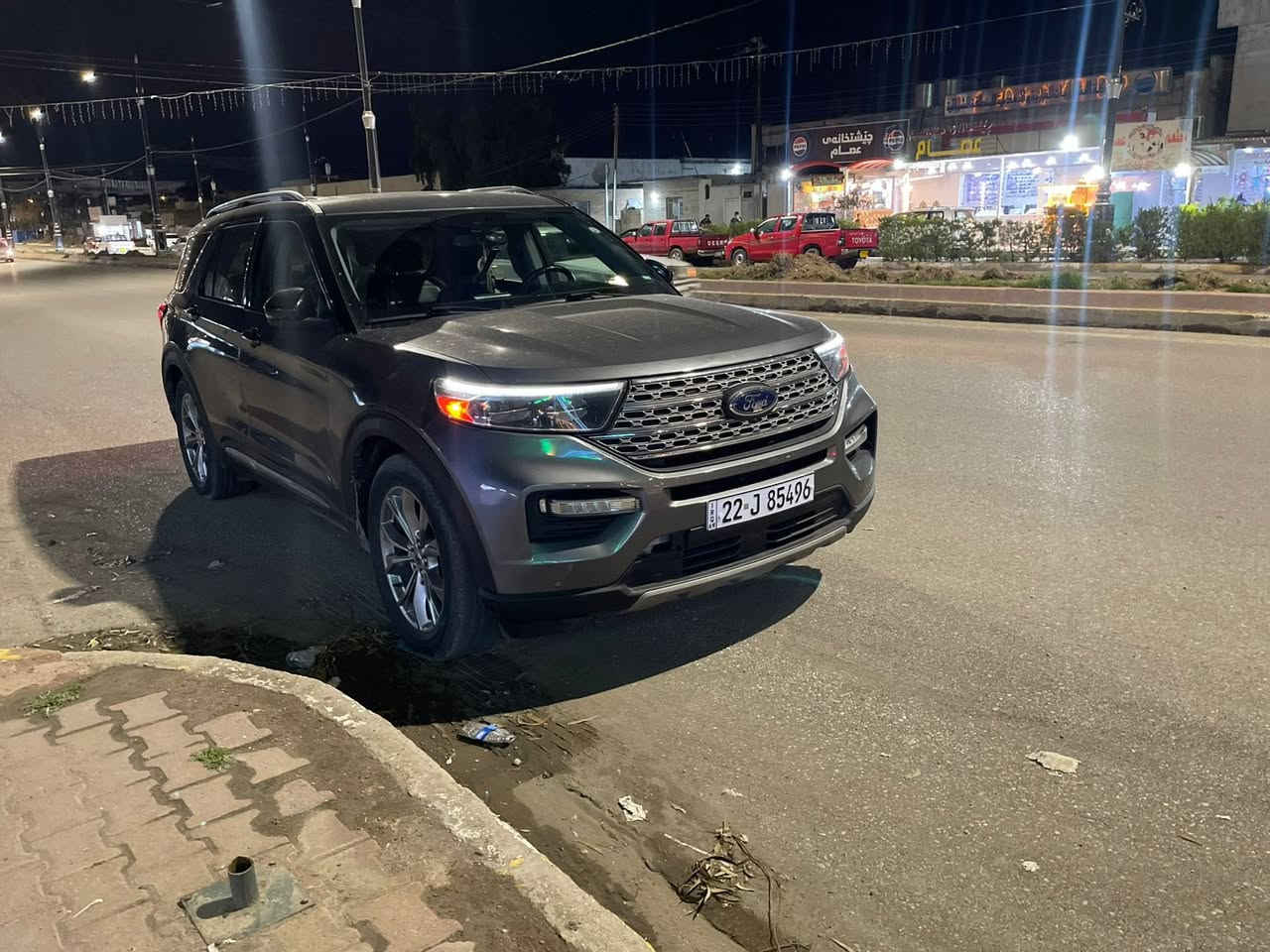 فورد اكسبلورر ٢١ فول ١/١ لمتيد
ضرر باب سكن صبغ
*********** مكانها كركوك
سعر ٢٥٠$

