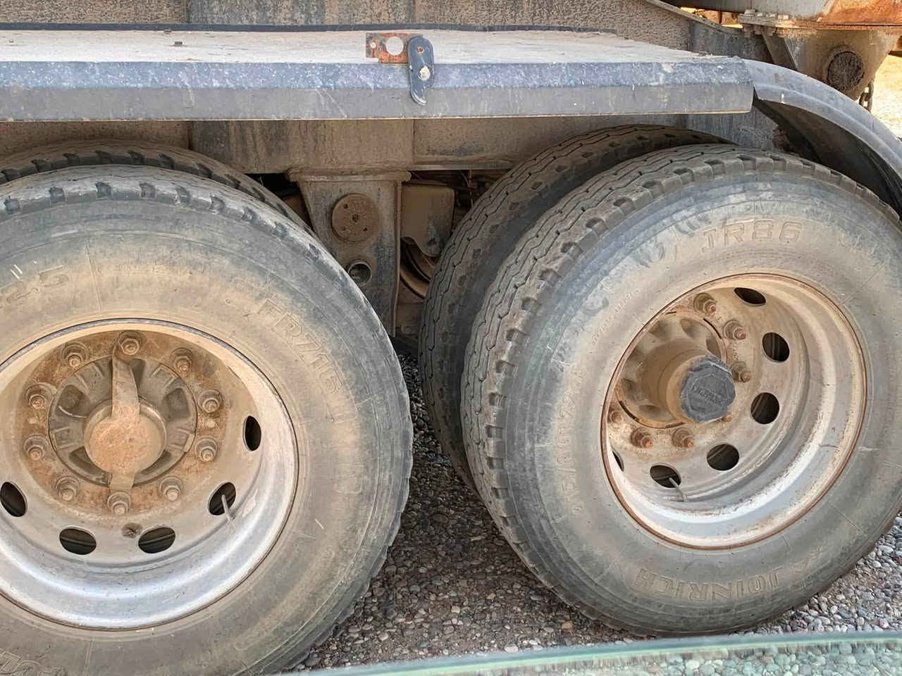 للبيع عربانه نساف  بودي بؤ فروشتن
  بودي بابان بيلادي سئ دينگل كرايته جوار دينگل 
20 مطر چگ گوره تاخم تايه خاوين عنوان  هه ولير خبات رقم تلفون ***********
