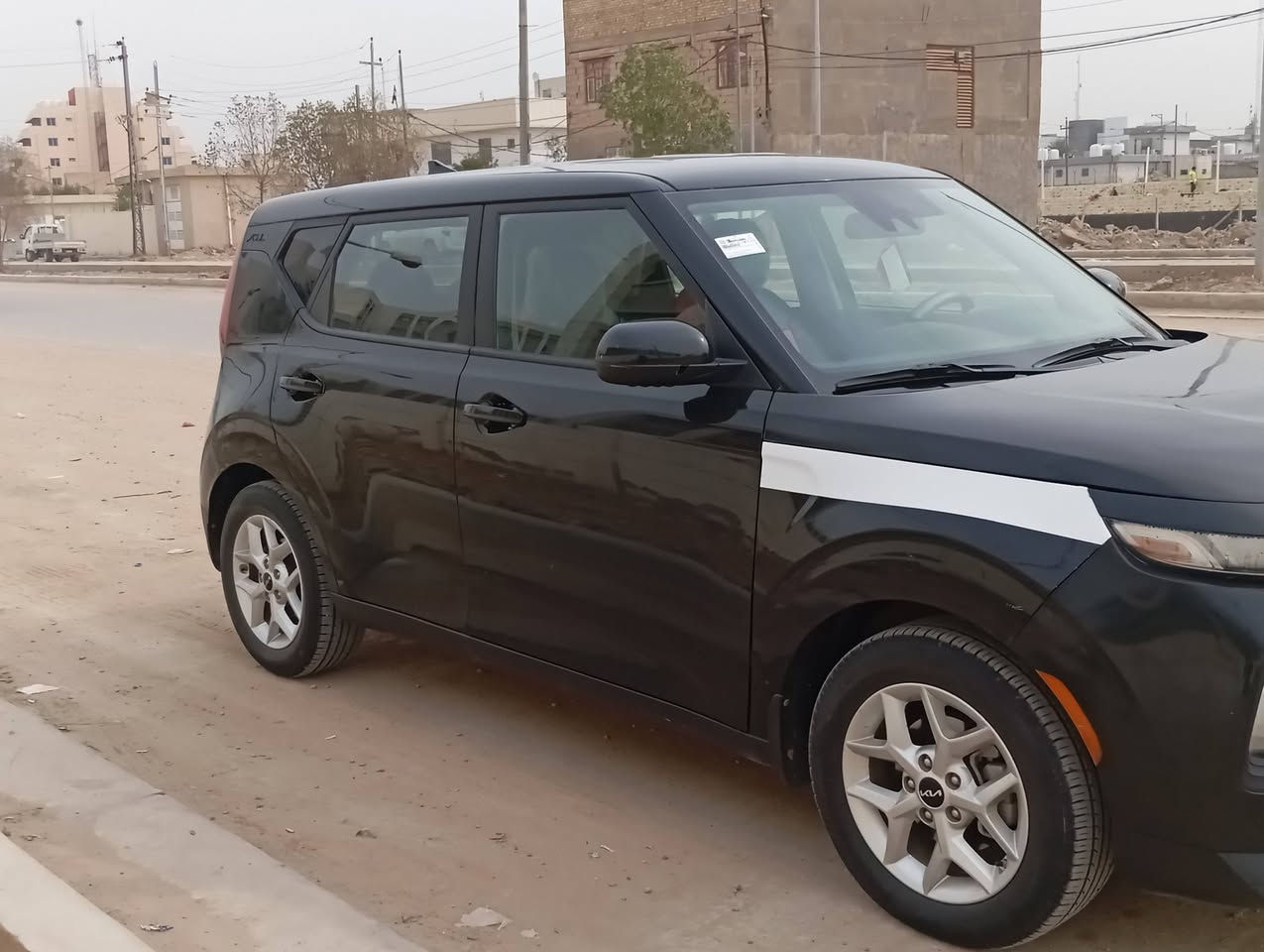 السلام عليكم للبيع كيه صول موديل 22 مكينه الفين دوش مواصفات رادار تحديد مسار3 وضعيات لل قياده نقطه عمياء حساس خلفي وأمامي شاشه حجم كبير مكان السياره بابل حله السعر /135 / رقم الهاتف ***********
